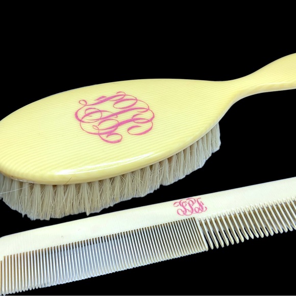 🌺Vintage French Ivory Brush & Comb - Picture 3 of 11